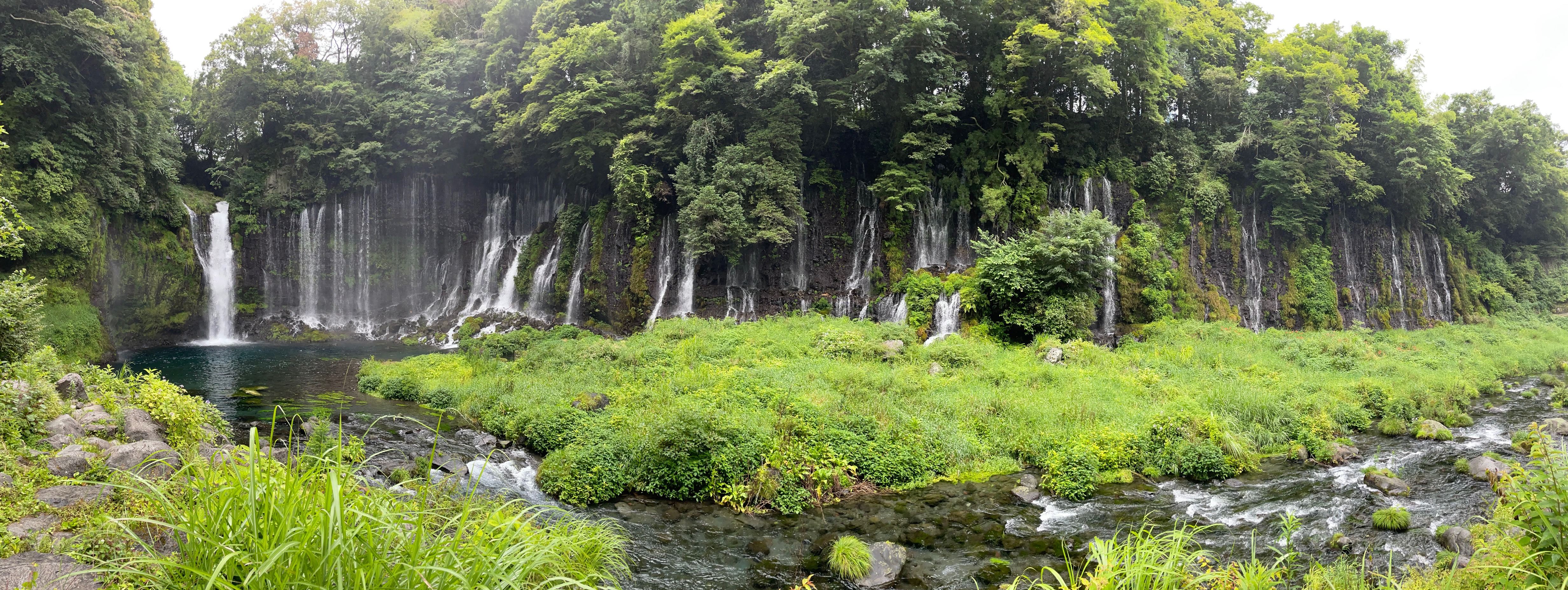 品質満点！ 景色 風景 絶景 美観 清麗 川原 川 山水美 自然 滝 白糸滝